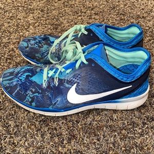 nike free 5.0 running shoes